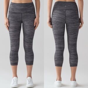 Lululemon Wunder Under Cropped Leggings